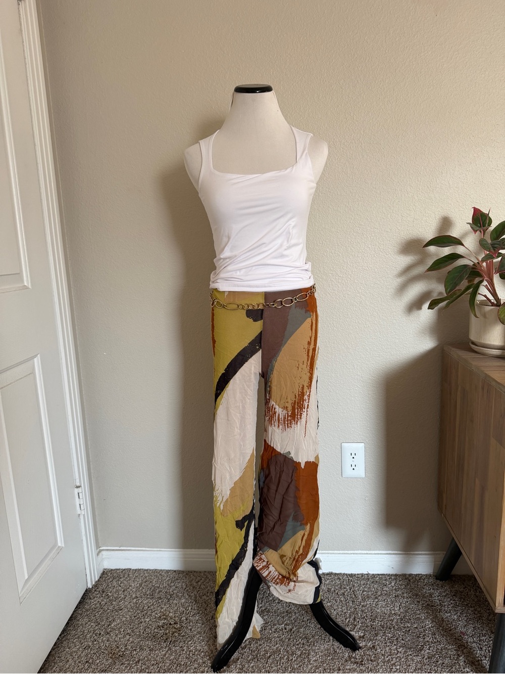 Straight Leg Pants in Cream, Brown & Mustard